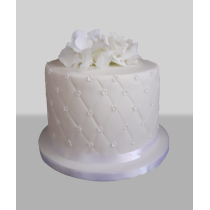 Bolo Branco com Flores