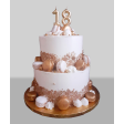 Bolo Branco e Dourado com Macarons