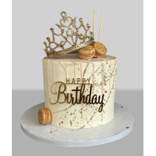 Bolo Rainha Branco e Dourado