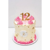 Bolo Cor de Rosa com...