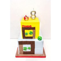 Bolo Amarelo e Branco 2...