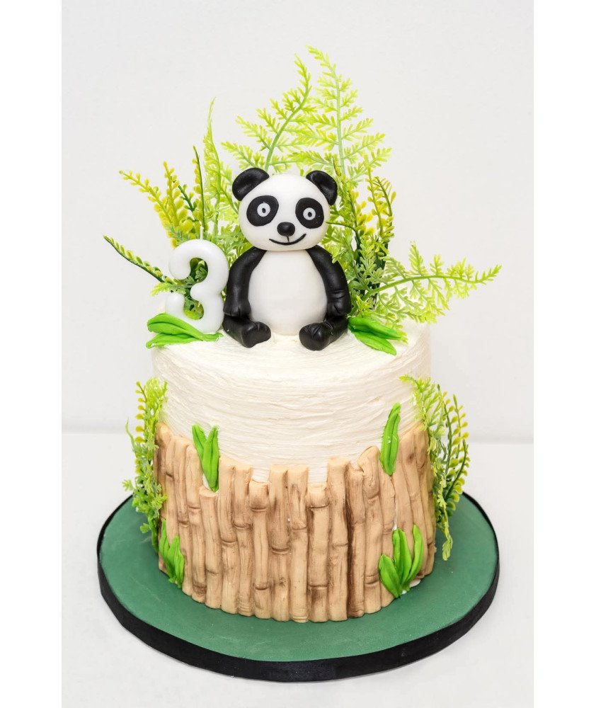 Bolo Branco Panda Bambu