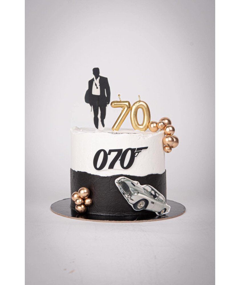Bolo Preto e Branco 007 James Bond