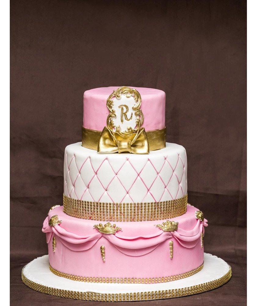 Bolo Princesa 3 andares Branco, Cor de Rosa e Dourado