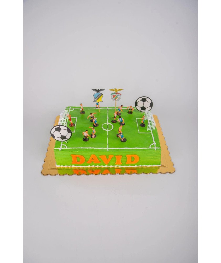 Bolo verde Retangular Campo com Jogo de Futebol