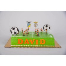 Bolo verde Retangular Campo com Jogo de Futebol
