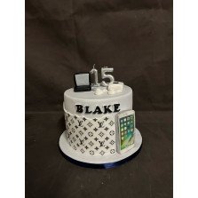 Bolo Branco LV e Apple