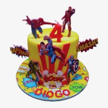 Bolo Amarelo Super Heróis