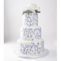 Bolo com flores pintadas