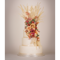 Bolo Boho com Arranjo Floral
